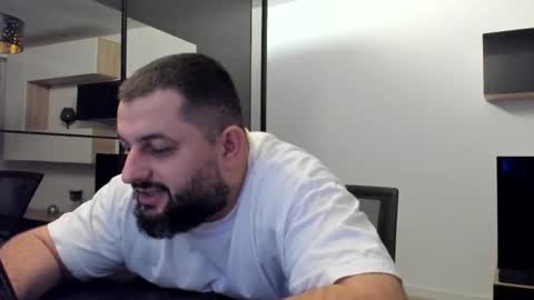 Snapshot of draven_a chatting on 02.28.25 Draven A online show from 02.28.25