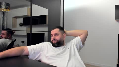 Snapshot of draven_a chatting on 03.10.25 Draven A online show from 03.10.25