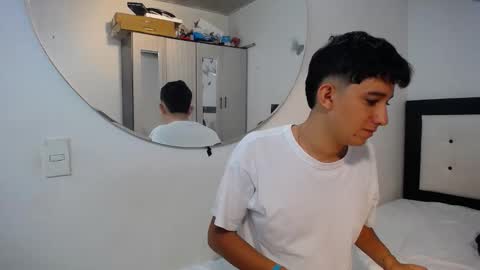 -- nicolle and jhon -- online show from 12.04.25