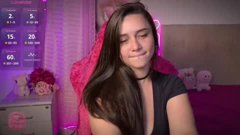 Snapshot of dread_pink chatting on 02.04.26 dread_pink online show from 02.04.26