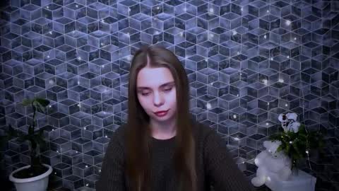 Snapshot of dream_mari chatting on 12.05.25 Mari online show from 12.05.25