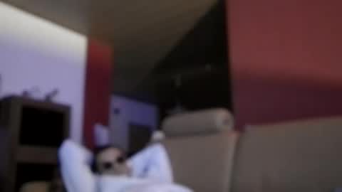 Snapshot of dreambob chatting on 10.11.25 Dreambob online show from 10.11.25