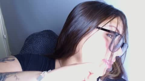 Snapshot of dreambooo_ chatting on 04.22.26 C A M I L A online show from 04.22.26