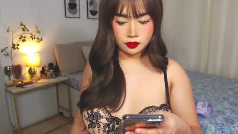 Snapshot of dreamgirlheaven chatting on 01.10.25 Heaven online show from 01.10.25