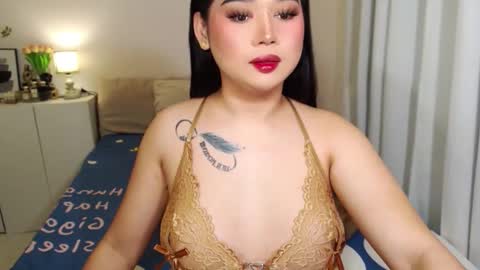 Snapshot of dreamgirlheaven chatting on 09.09.25 Heaven online show from 09.09.25