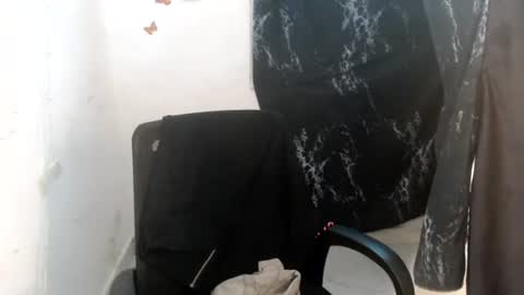 Snapshot of dreamy_wetpussy chatting on 06.30.26 BEAUTY online show from 06.30.26