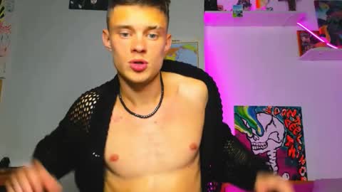 Snapshot of dreamyadam chatting on 09.26.25 Adam Dream online show from 09.26.25