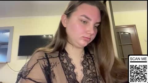 Mila online show from 11.05.25