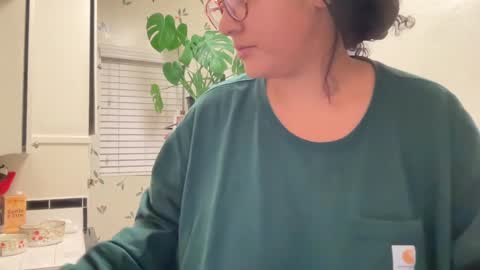 RIRI OR DREAMY online show from 01.08.25