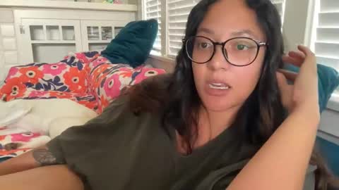 RIRI OR DREAMY online show from 03.10.26