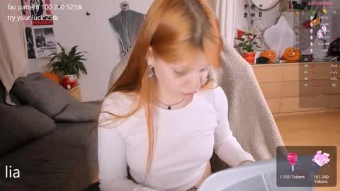 Snapshot of dreamysoul chatting on 10.24.25 my name is Lia online show from 10.24.25