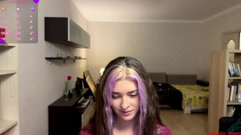 Dia online show from 04.15.26