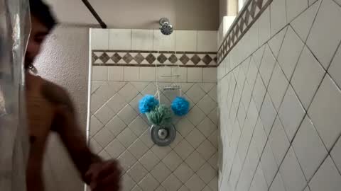 Snapshot of drip7 chatting on 09.20.25 drip7 online show from 09.20.25