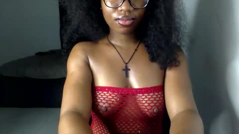 Snapshot of dripping_lunaa chatting on 01.13.26 luna online show from 01.13.26