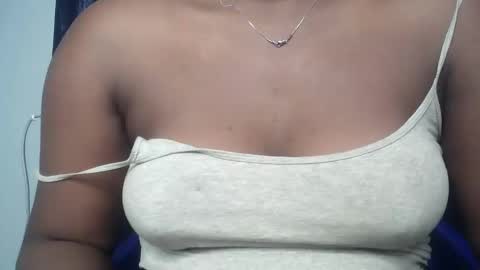 Snapshot of drippussy1 chatting on 02.01.26 Ebonypussy1 online show from 02.01.26