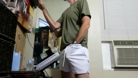 Snapshot of drmbigg chatting on 07.10.26 Hello Hope you enjoy what you see. I love attention in dirty talk and tips thickcock edging precum dirtyTalk C2C online show from 07.10.26