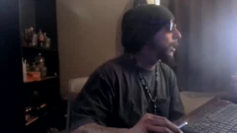 Snapshot of drogoloko233 chatting on 05.11.26 drogo lpkp online show from 05.11.26