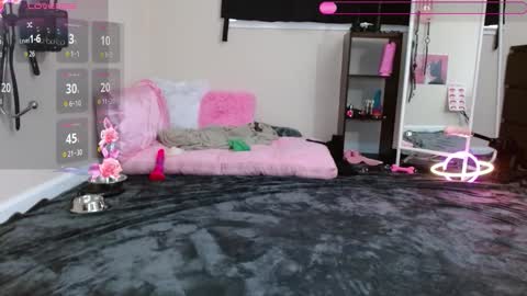 Snapshot of droolybambi chatting on 10.28.25 Bambi online show from 10.28.25