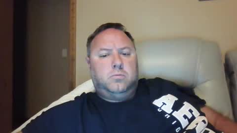 Snapshot of drow0909 chatting on 10.20.25 Drow online show from 10.20.25