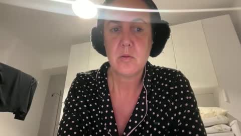 Dr. Resa online show from 10.17.25