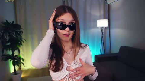 Snapshot of drutywerri chatting on 03.12.25 Polly day and Amelia night online show from 03.12.25