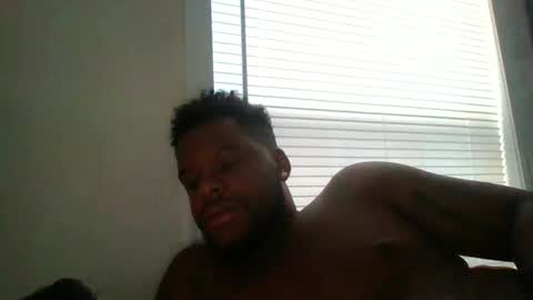 Snapshot of dsmoov_ chatting on 09.26.25 SmoovFanz online show from 09.26.25