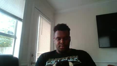 Snapshot of dsmoov_ chatting on 10.18.25 SmoovFanz online show from 10.18.25