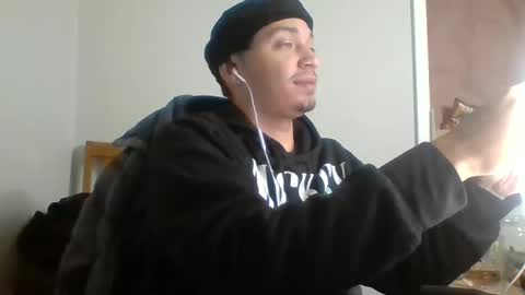 Snapshot of dubz07 chatting on 12.08.24 dubz07 online show from 12.08.24