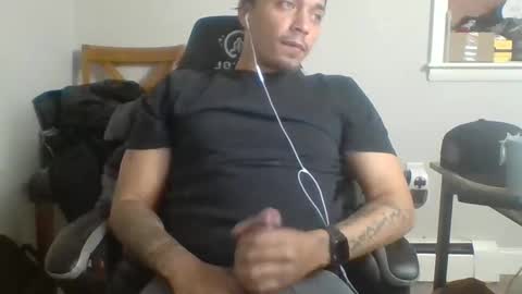 Snapshot of dubz07 chatting on 12.25.24 dubz07 online show from 12.25.24