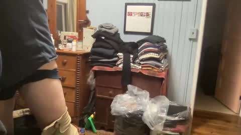 Snapshot of dudeinnh chatting on 12.21.24 Steve online show from 12.21.24