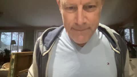 Snapshot of dudeinnh chatting on 03.06.25 Steve online show from 03.06.25