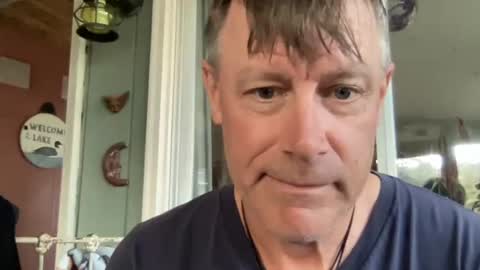 Snapshot of dudeinnh chatting on 10.18.25 Steve online show from 10.18.25