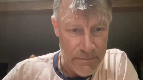 Snapshot of dudeinnh chatting on 10.27.25 Steve online show from 10.27.25