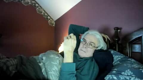 Snapshot of dug38 chatting on 12.20.25 Doug online show from 12.20.25