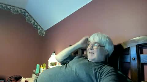 Snapshot of dug38 chatting on 02.06.26 Doug online show from 02.06.26