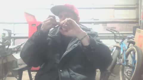 levi online show from 10.14.25