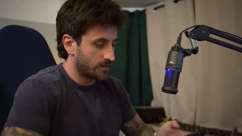 Snapshot of dukethedude chatting on 10.12.25 Duke online show from 10.12.25