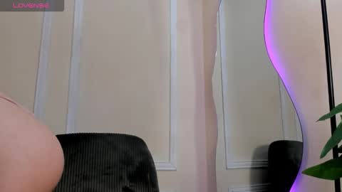 dulce__fiore07 online show from 12.01.25