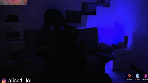 Snapshot of dulce_alice_ chatting on 01.17.25  ALICE  online show from 01.17.25