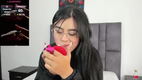 Snapshot of dulce_amg chatting on 03.06.25 Dulce amg online show from 03.06.25