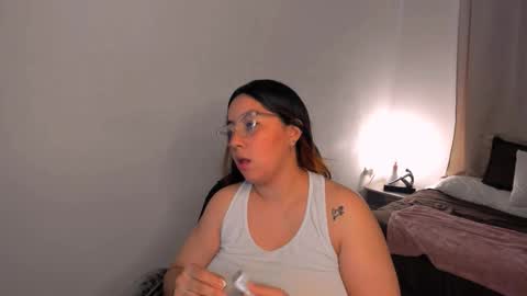 Snapshot of dulce_brithany chatting on 09.27.25 dulce brithany online show from 09.27.25