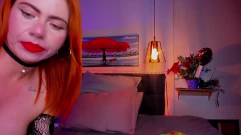 Snapshot of dulce_charlottee chatting on 12.31.24 DULCE online show from 12.31.24