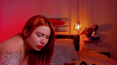 Snapshot of dulce_charlottee chatting on 01.05.25 DULCE online show from 01.05.25