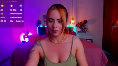 Snapshot of dulce_charlottee chatting on 02.19.25 DULCE online show from 02.19.25