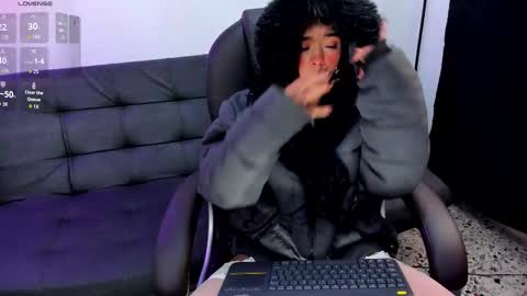 Kitty online show from 11.07.25