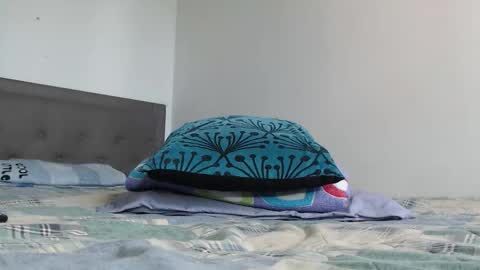 Dulce Noir online show from 11.05.25