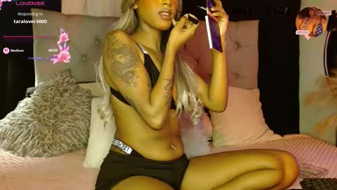 Snapshot of dulce_tara chatting on 09.28.25   online show from 09.28.25