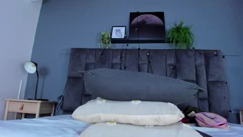 DULCE AURORA online show from 03.02.26