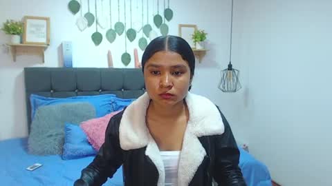 Tell me Mia online show from 06.11.26