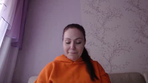 Snapshot of dulcieheath chatting on 02.11.25 dulcieheath online show from 02.11.25